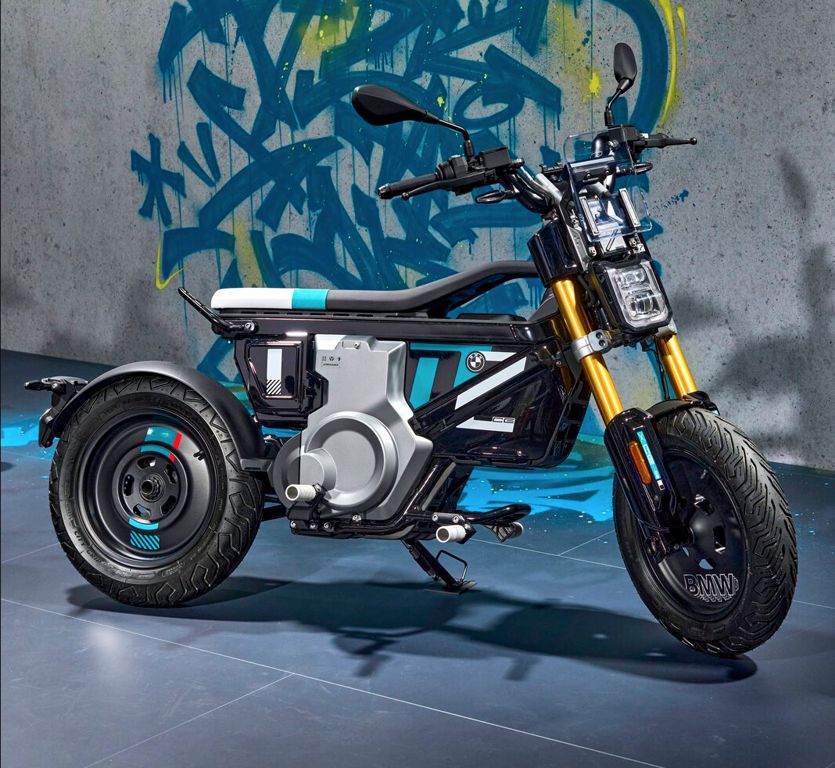 Bmw CE 02, arriva lo scooter elettrico con oltre 90 km di autonomia ...